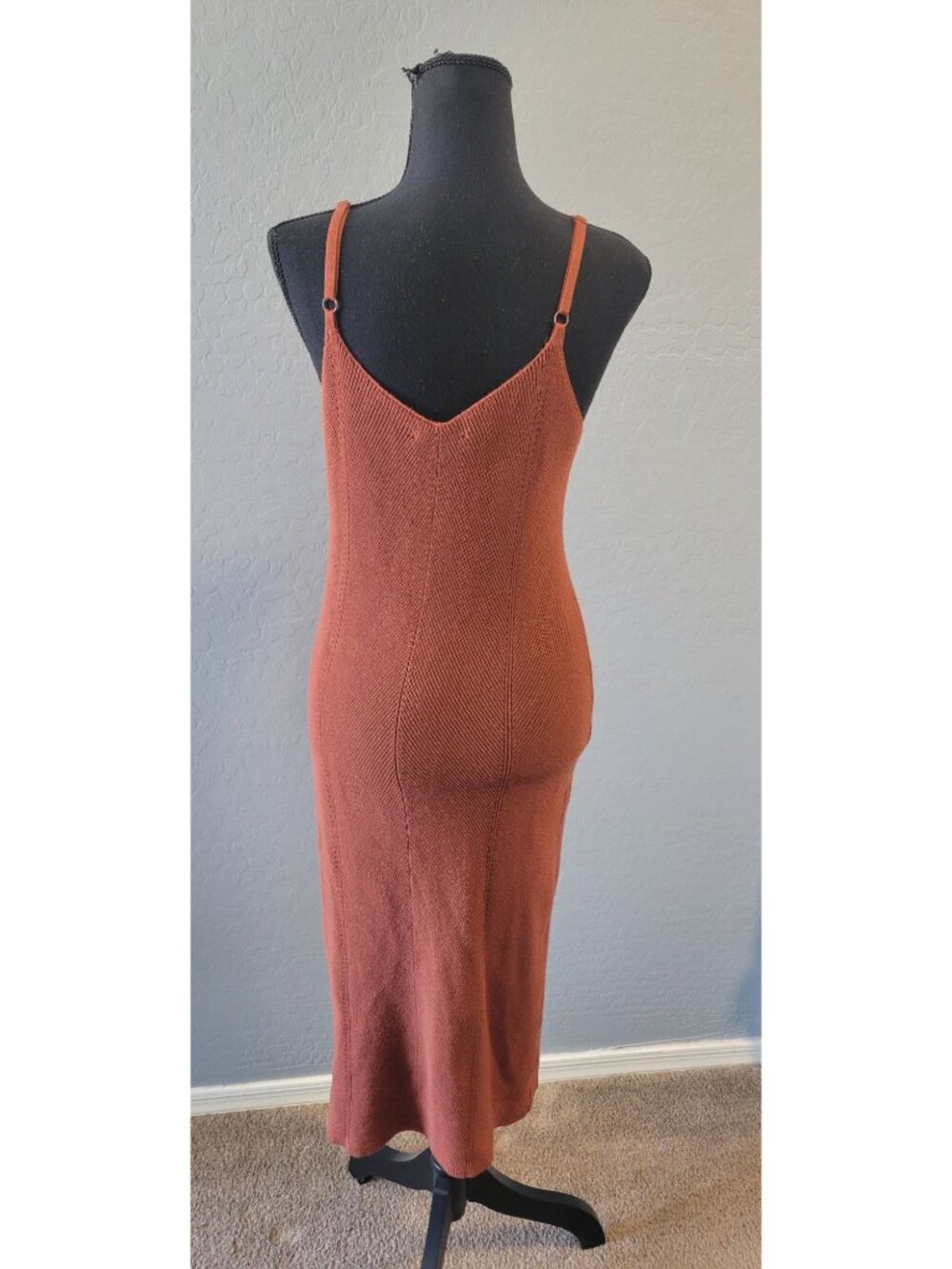Freshman 1966 terracotta ribbed knit midi dress a classic V-neckline Size M - Picture 5 of 10